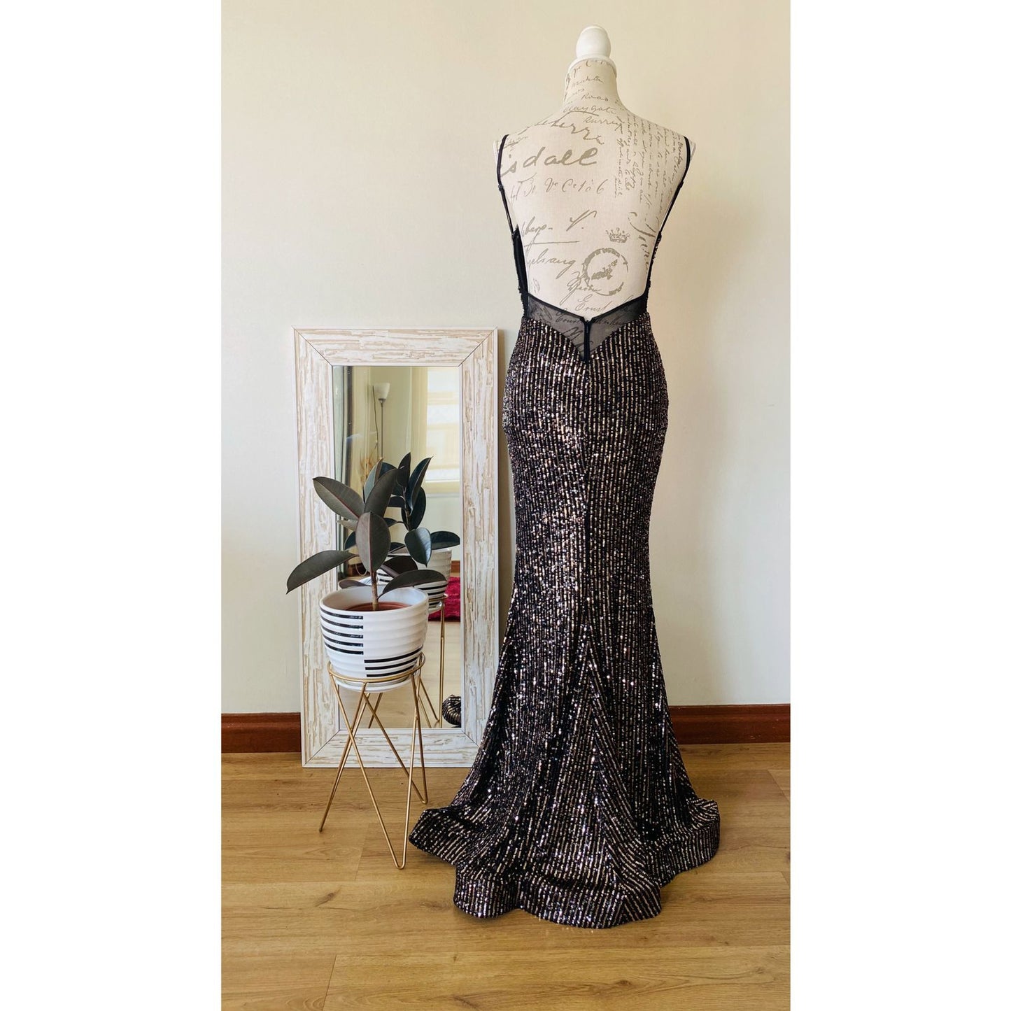 MAXI VESTIDO LENTEJUELAS