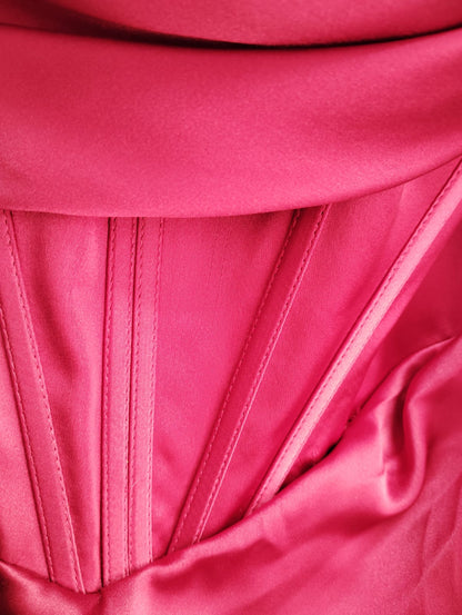 VESTIDO KRIS ROJO- CON DETALLE TELA